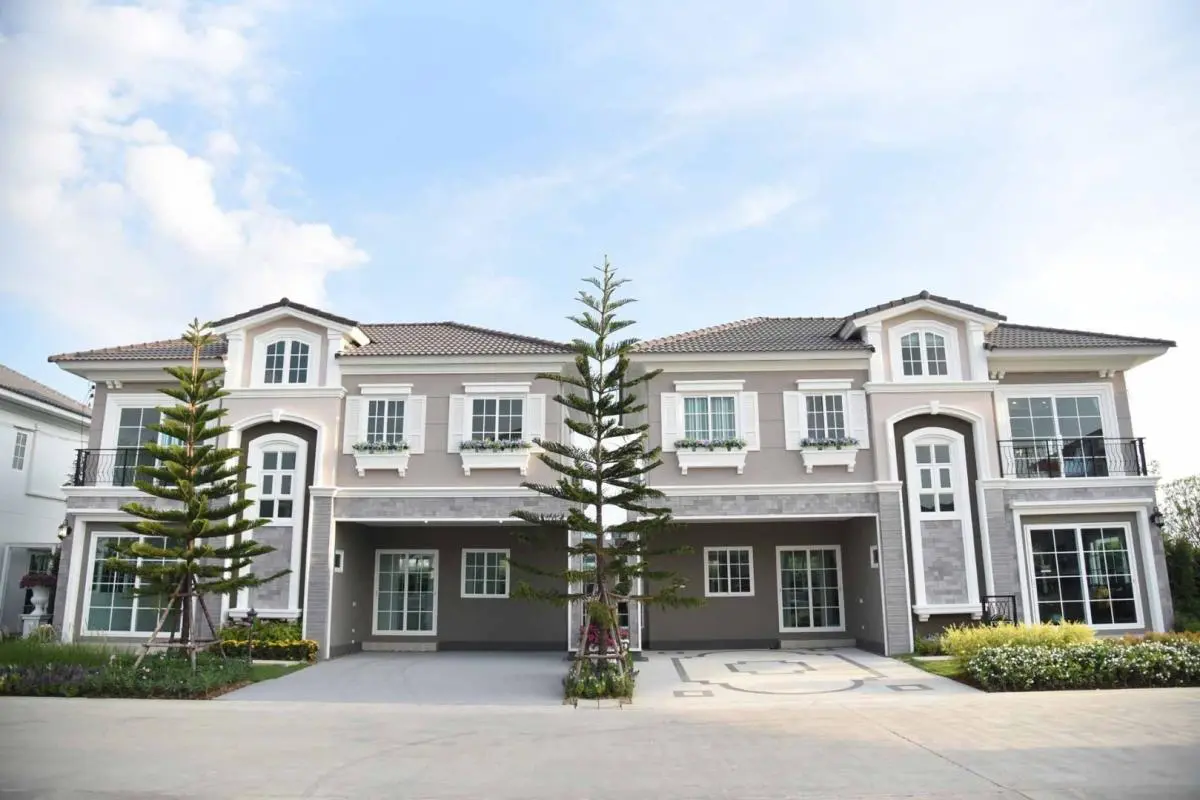 โกลเด้น นีโอ 2 บางนา – กิ่งแก้ว