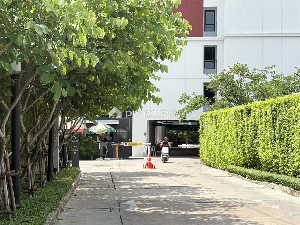 นิช โมโน พระราม 9