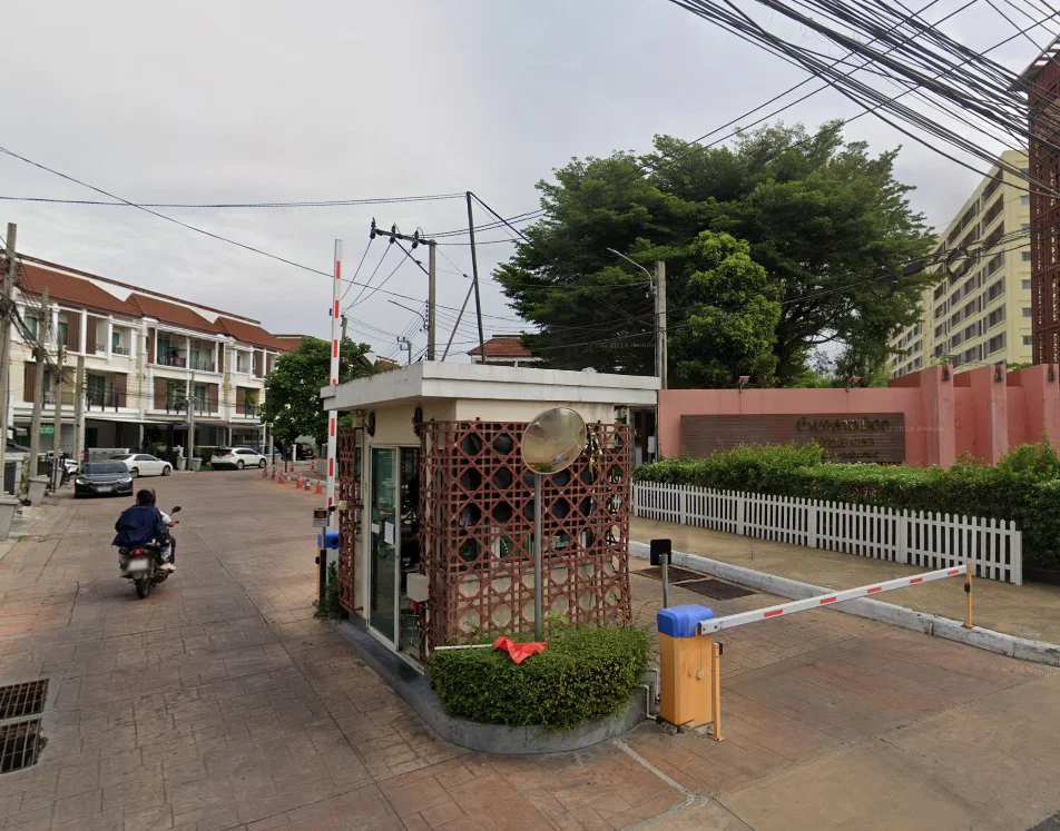 โพรวิเดนซ์ เลน เกษตร – นวมินทร์